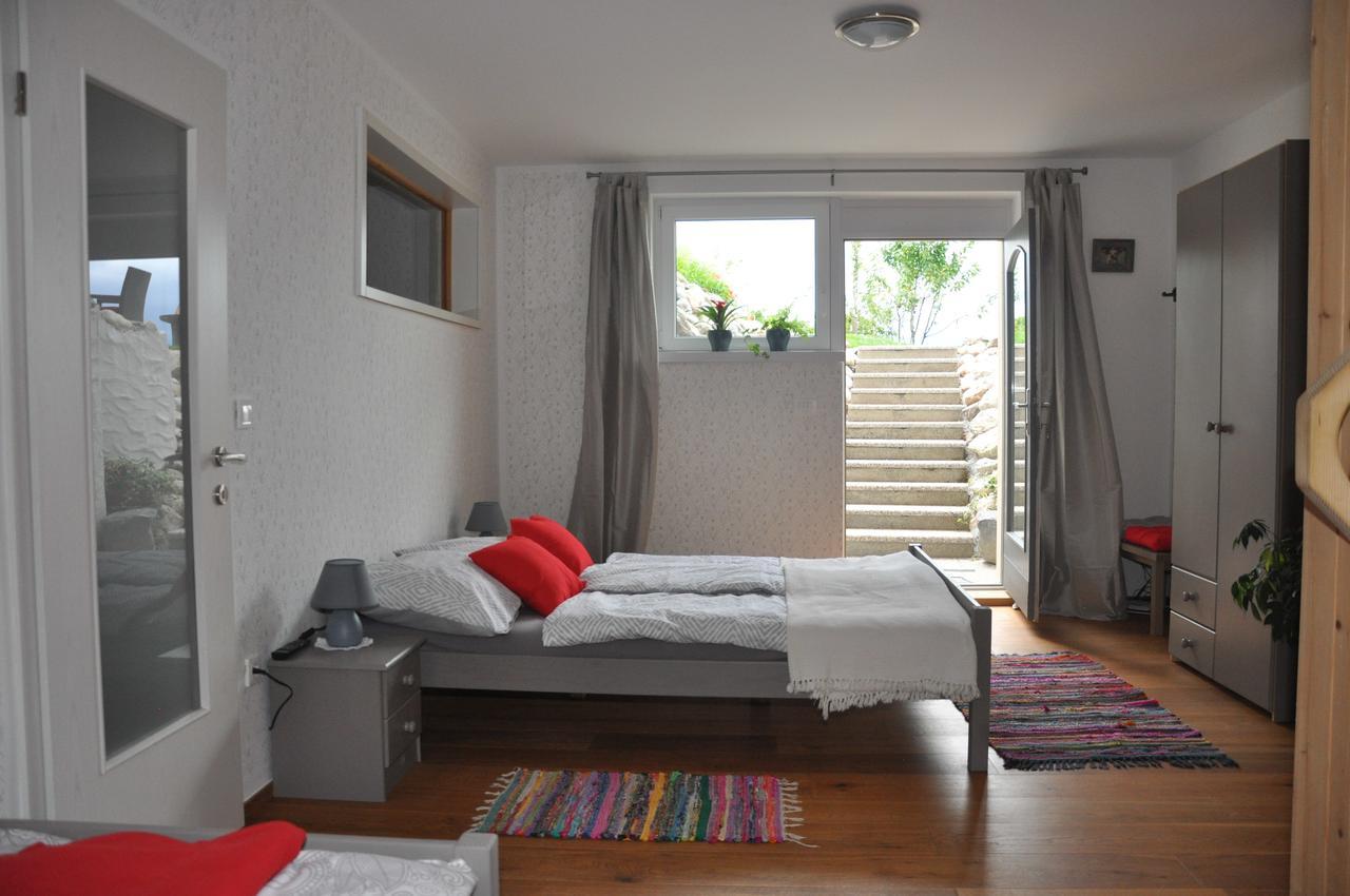 Apartma Romana Spodnji Otok Ngoại thất bức ảnh